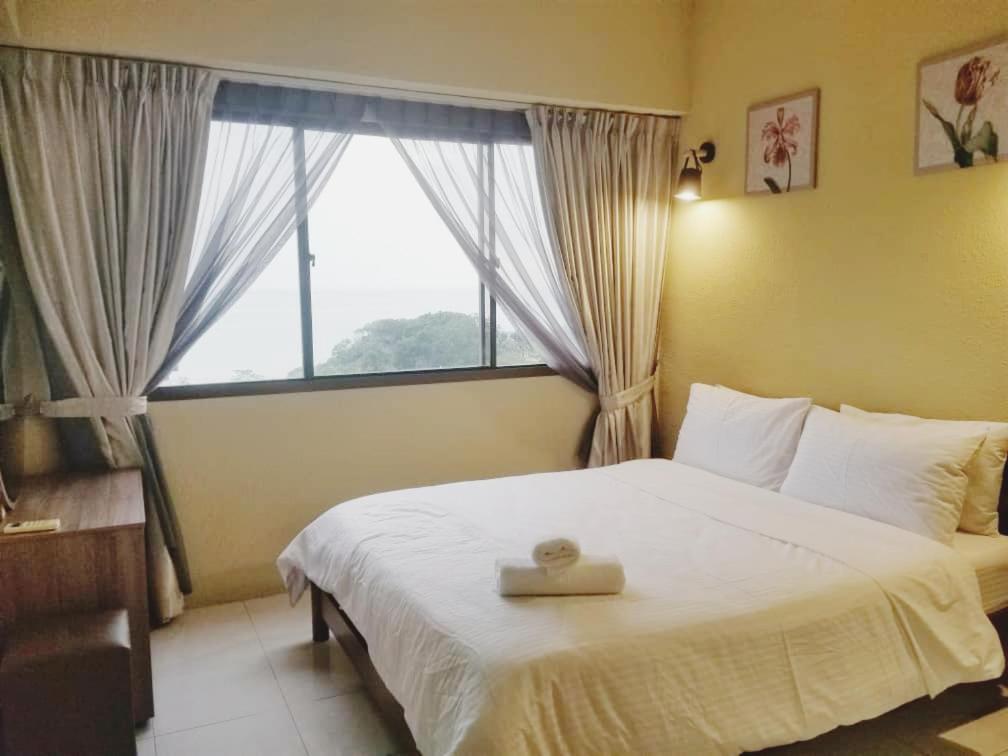 Poolview Resort Batu Ferringhi 502 - 2 Rooms Exterior foto